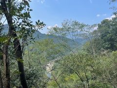 -燕子河大峡谷天坑仙境