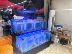 -老班长·小龙虾·鲜货烧烤大排档(金街美地店)