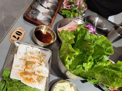 -围炉肉舍•炭烤活鳗•丹东海鲜烤肉(步行街店)