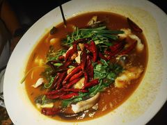 山茶油丹江大鱼头-清水亭湖北菜(大屯DT51店)