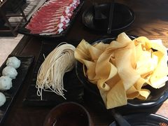 -呷哺呷哺 小火锅 (浦东新欧尚超市店)