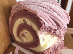 软糯香芋瑞士卷-星巴克(天津滨海金元宝于家堡店)