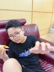 -首脑美发沙龙