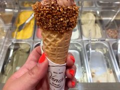-VENCHI 闻绮(上海佛罗伦萨小镇店)