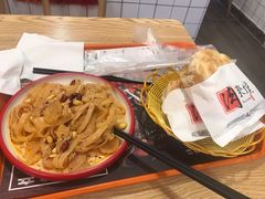 -十三朝牛馍王擀面皮(骡马市店)