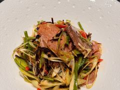 老虎菜拌牛腱花-怡情荟•海鲜青岛菜(五四广场旗舰店)
