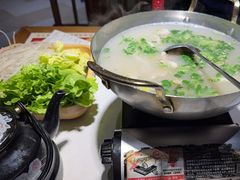 -丁里羊肉小镇(天鹅湖总店)