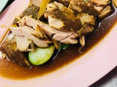 卤猪肉-红大哥水门鸡饭(總店)