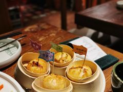 四喜临门破酥包-云海肴·汽锅鸡·云南菜(美罗城店)