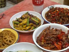 -老三样·美食研究中心(世贸路店)