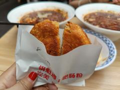 -钟方模白家肥肠粉(春熙店)