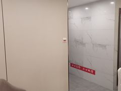 -有红鸡毛店·川菜(建设路店)