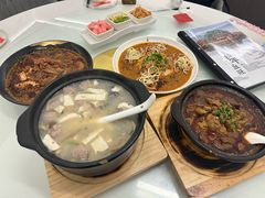 -洪平血旺椒麻鸡雅鱼饭店(熊猫大道店)