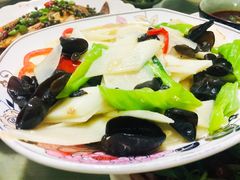 -洪霞餐馆