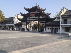 -八大山人梅湖景区