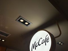 -麦当劳(展览馆店)