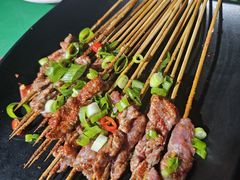 三分熟牛肉-味记盖州小串烧烤海鲜烤肉(鲅鱼圈店)