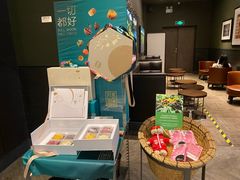 -星巴克臻选(南京金茂览秀城店)