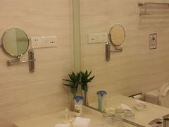 洗浴间-深圳悦如酒店(香蜜公园车公庙地铁站店)