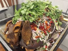 -牛一煲美食(江高店)