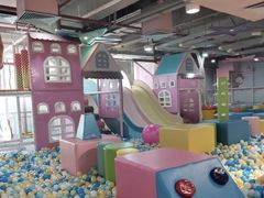 -星舰梦航(广百广场荔胜店)
