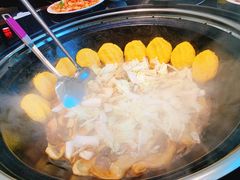 -铁锅炖灶台鱼老三炖鱼馆