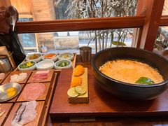 -银米·云南传统过桥米线(双廊黑金冠店)