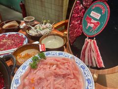 -周小明火锅(黑金冠社区店)