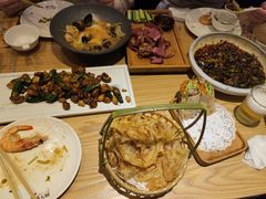 -小镇大厨新概念复合中餐厅(万达广场大连高新店)