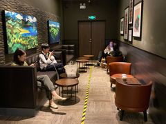 -星巴克臻选(南京金茂览秀城店)
