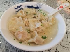 特色鸡肉馄饨-四宜糕团店(南大街店)