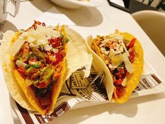 墨西哥烤鸡肉沙拉和玉米脆饼-Deer Park鹿园西餐(仁恒置地广场店)