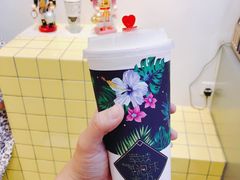 萃萃芝金菠蘿-萃萃泡沫茶坊(氹仔店)