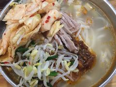 -巍山火巴肉饵丝(大理古城店)