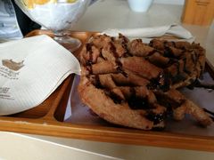 -猫的天空之城概念书店(丽江古城饮玉巷店)