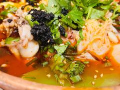 牛油锅底-成都你六姐·牛肉冒菜·麻辣香锅(长泰广场店)