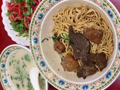 -金杨拉面王小吃面馆·牛三宝面·红烧牛肉粉