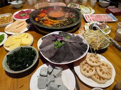 -城墙拐拐火锅(三峡广场黑金冠店)
