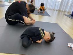 -酉嘉瑜伽YO+YOGA