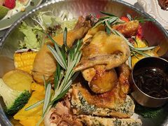 -Mogul Eatery·大亨餐酒馆