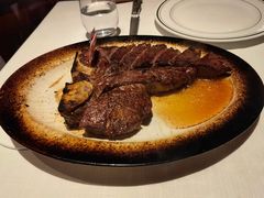 -Wolfgang’s Steakhouse 沃夫冈牛排馆(上海白玉兰广场店)