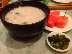 -满江红四季餐厅 · 国家五钻级酒家(新纪元大酒店店)