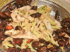 -小鱼小牛(世欧广场店)