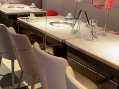 -左庭右院鲜牛肉火锅(金山万达店)