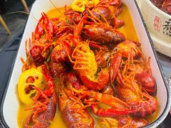 冬阴功汤味龙虾-聚汇三少·龙虾·中餐厅(莫邪路新天地店)