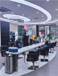-MOVAN  HAIR莫凡匠人发型屋