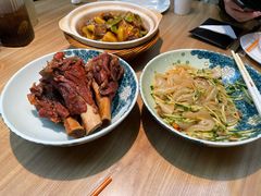 金牌酱棒骨-上关雪東北菜(中房金谊店)