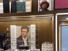 -一代眼镜·蔡司配镜(浦东大拇指广场店)