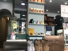大堂-WHEN PIGS FLY当猪飞