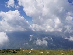 -灵山